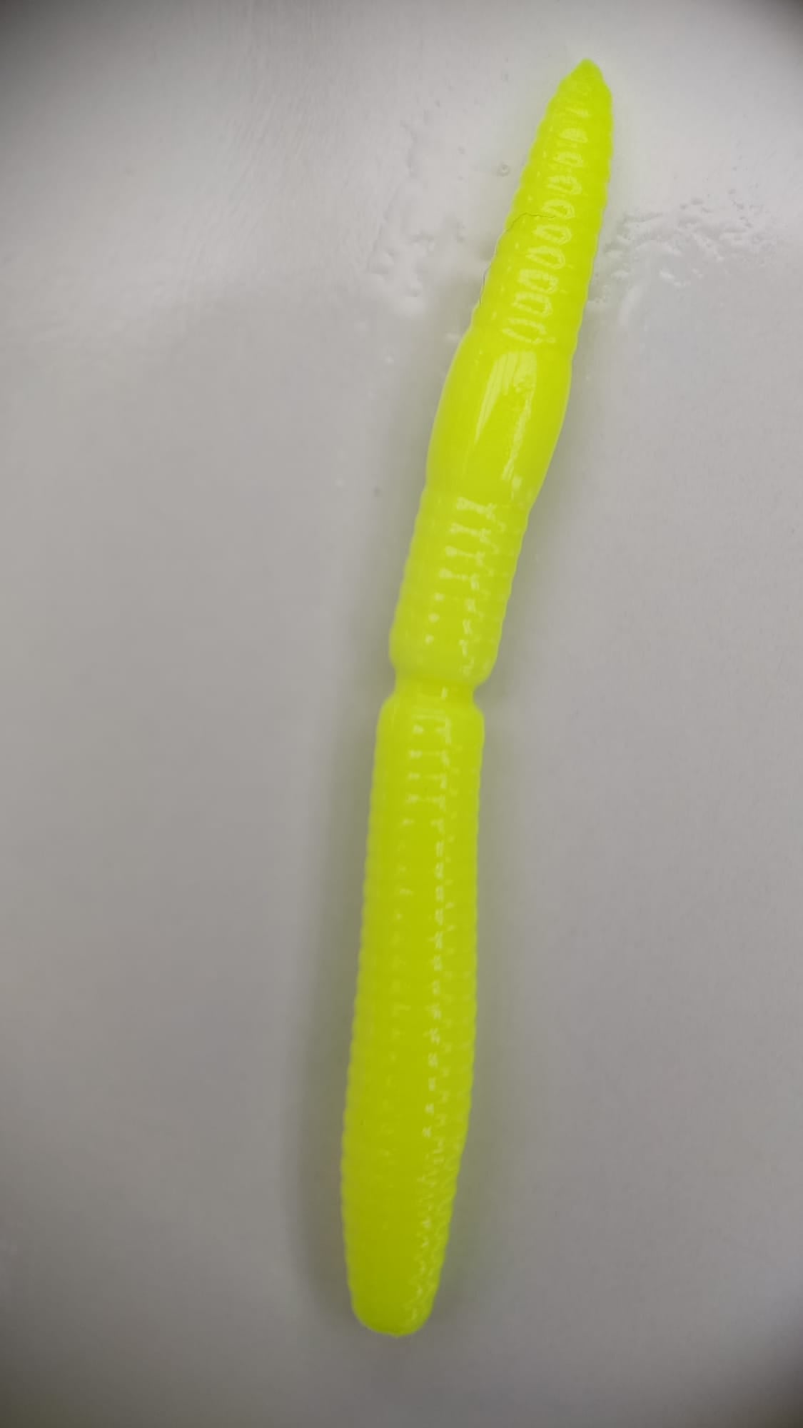 Killerwurm – UV-Softbait für Forelle & Lachs | Lux Bait