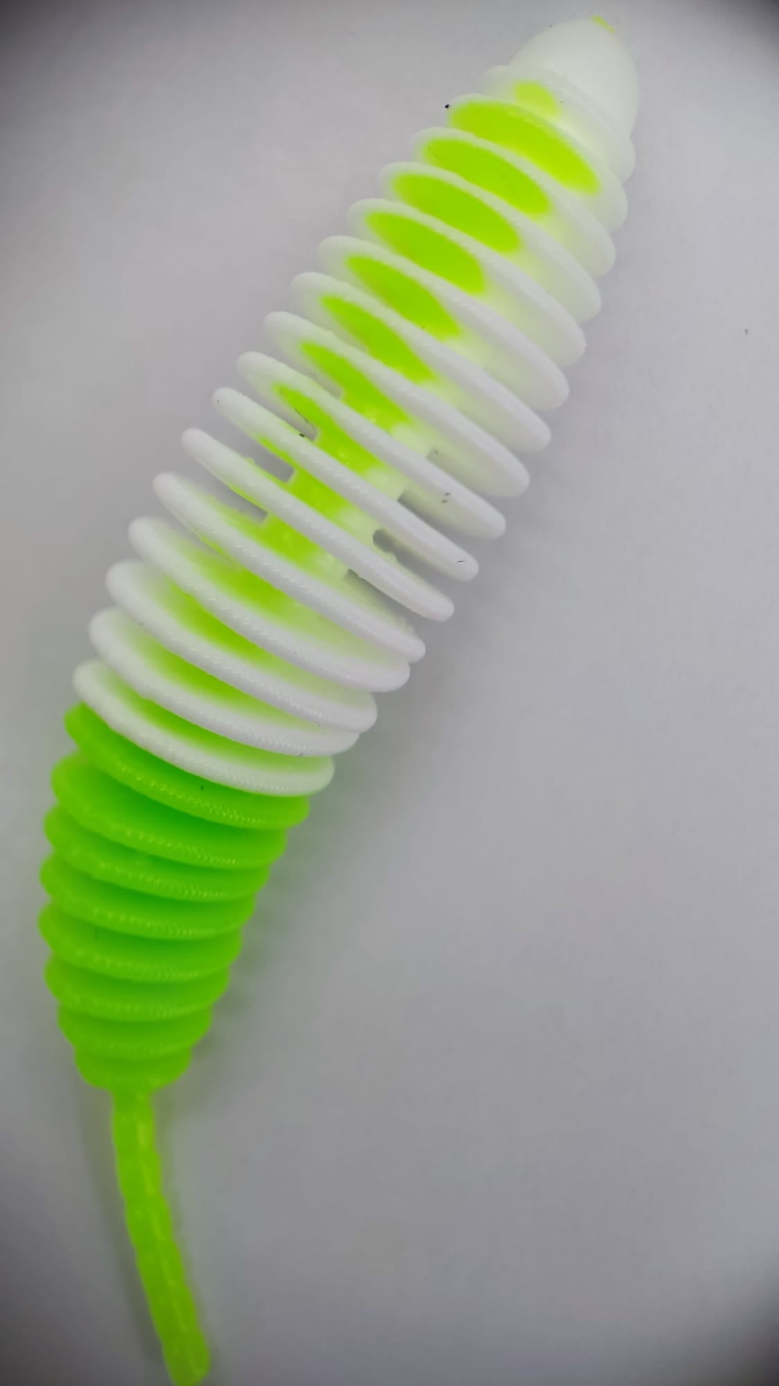 Lux Maden 70 mm – UV Softbait für Forelle & Lachs | Lux Bait