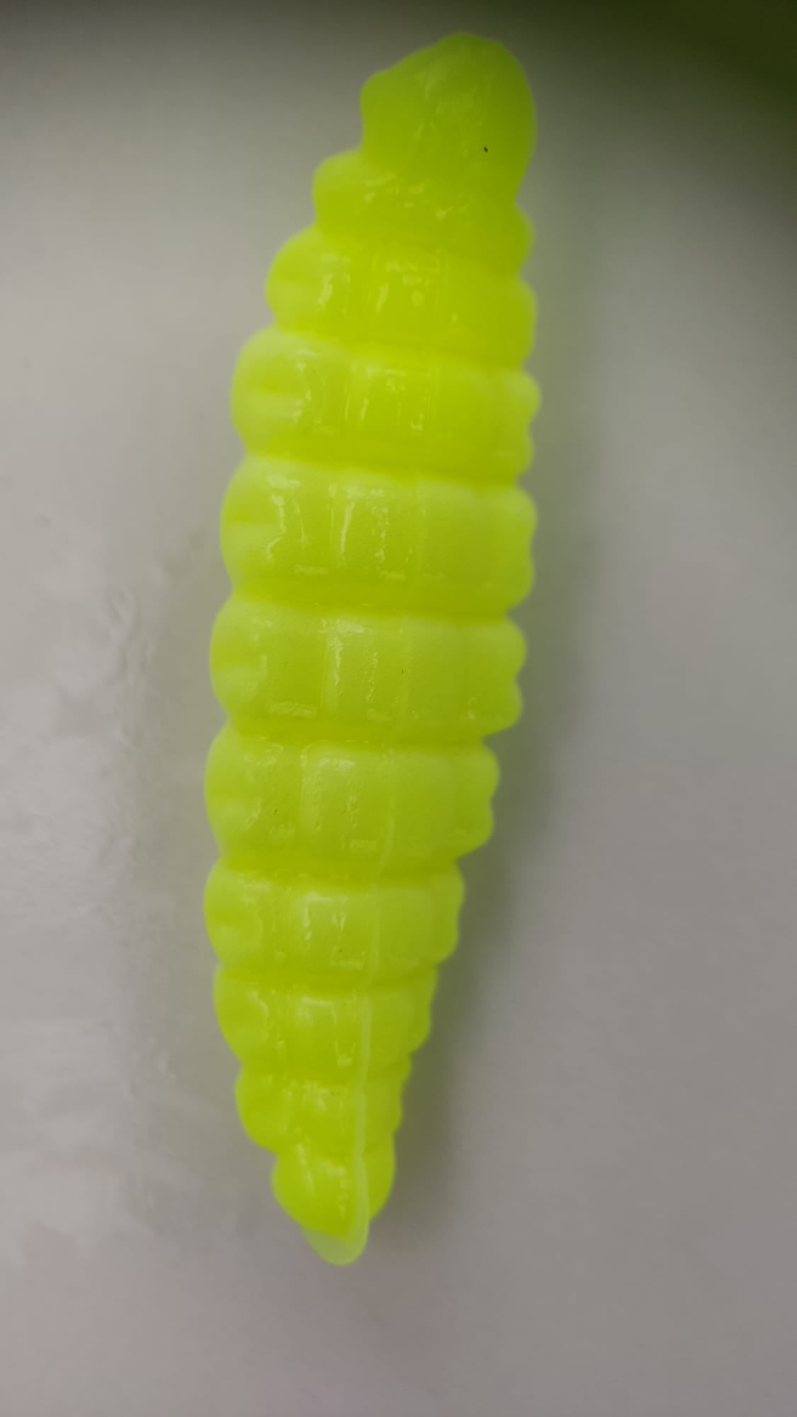 Lux Larve 30 mm – UV-Köder für Forelle & Lachs | Lux Bait